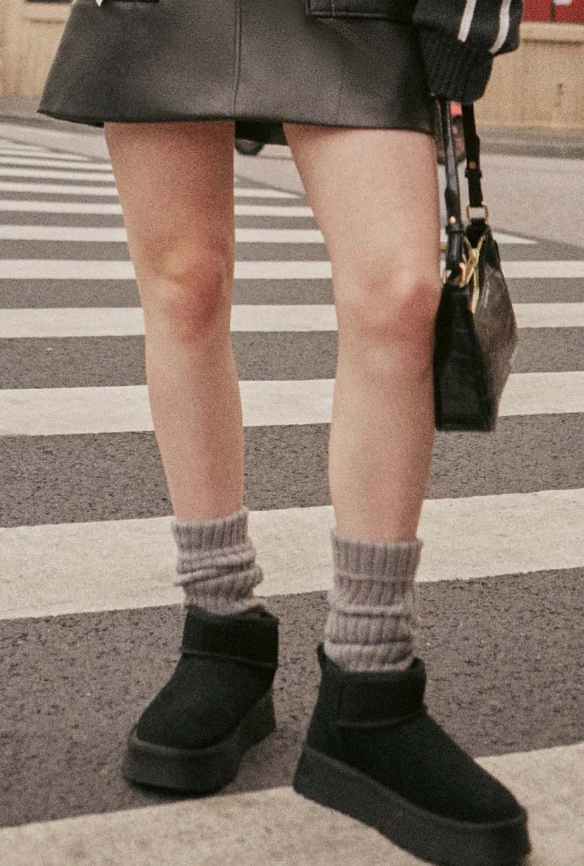 Grey Cable Knit Mid-Calf Socks