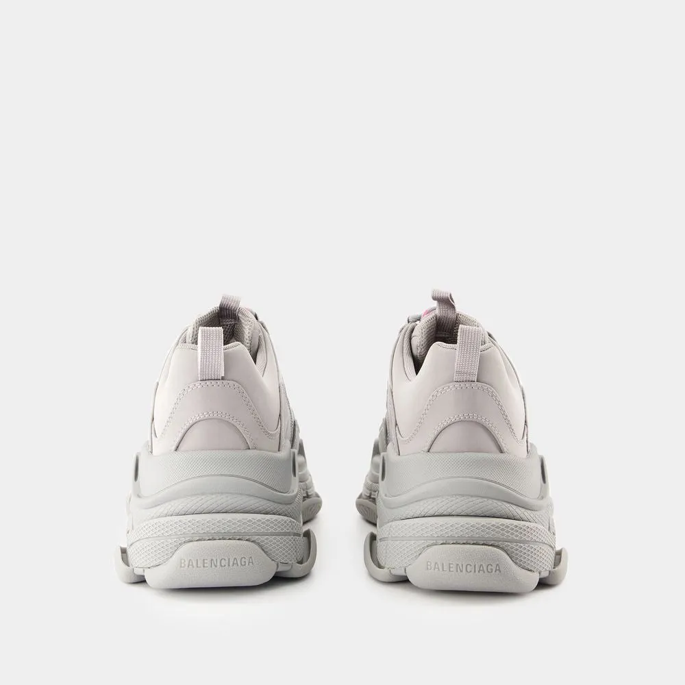 TRIPLE S SNEAKER